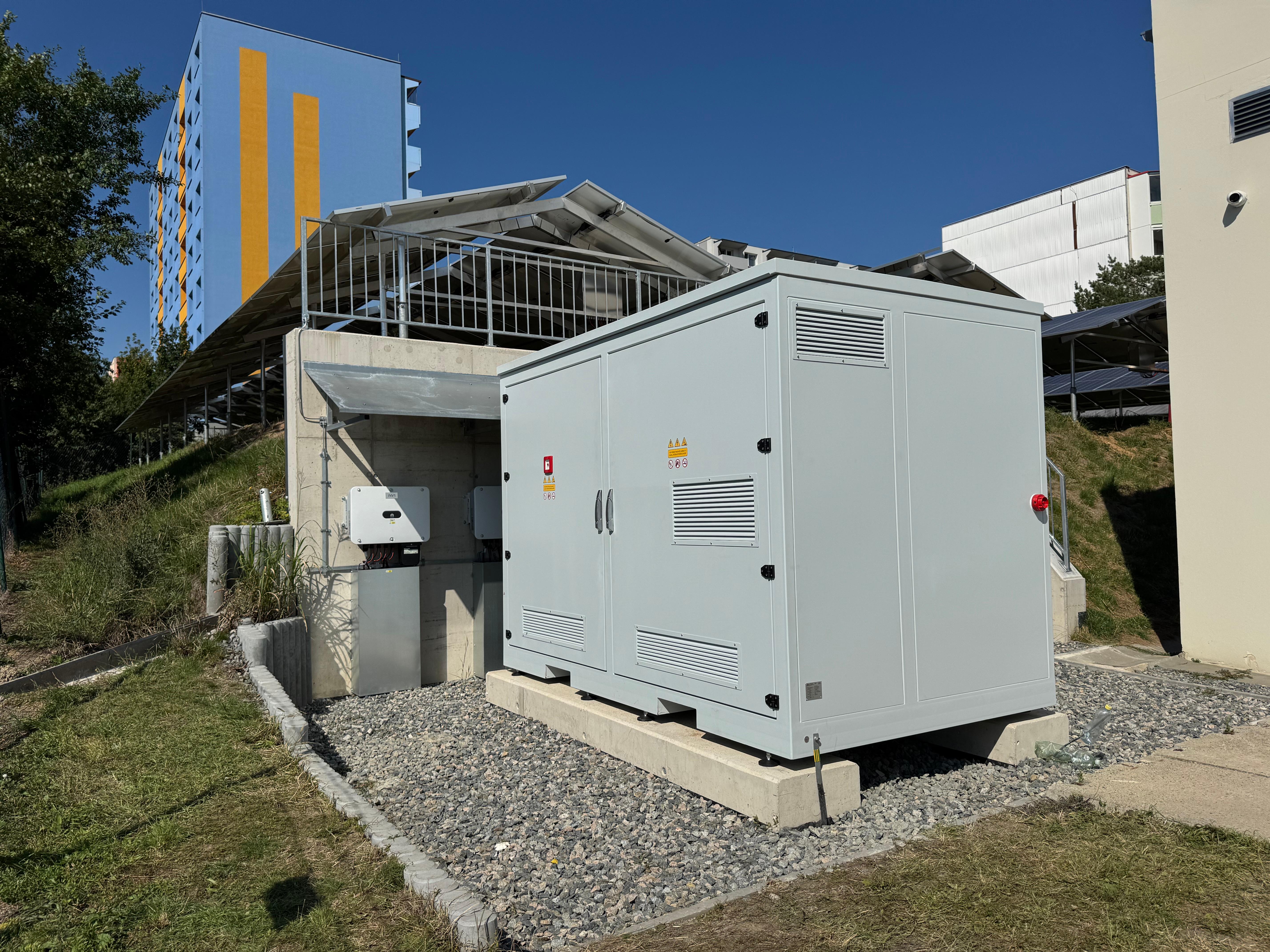 ✨BESSページ✨ ComAp - Flexible Battery Energy Storage Control Supporting